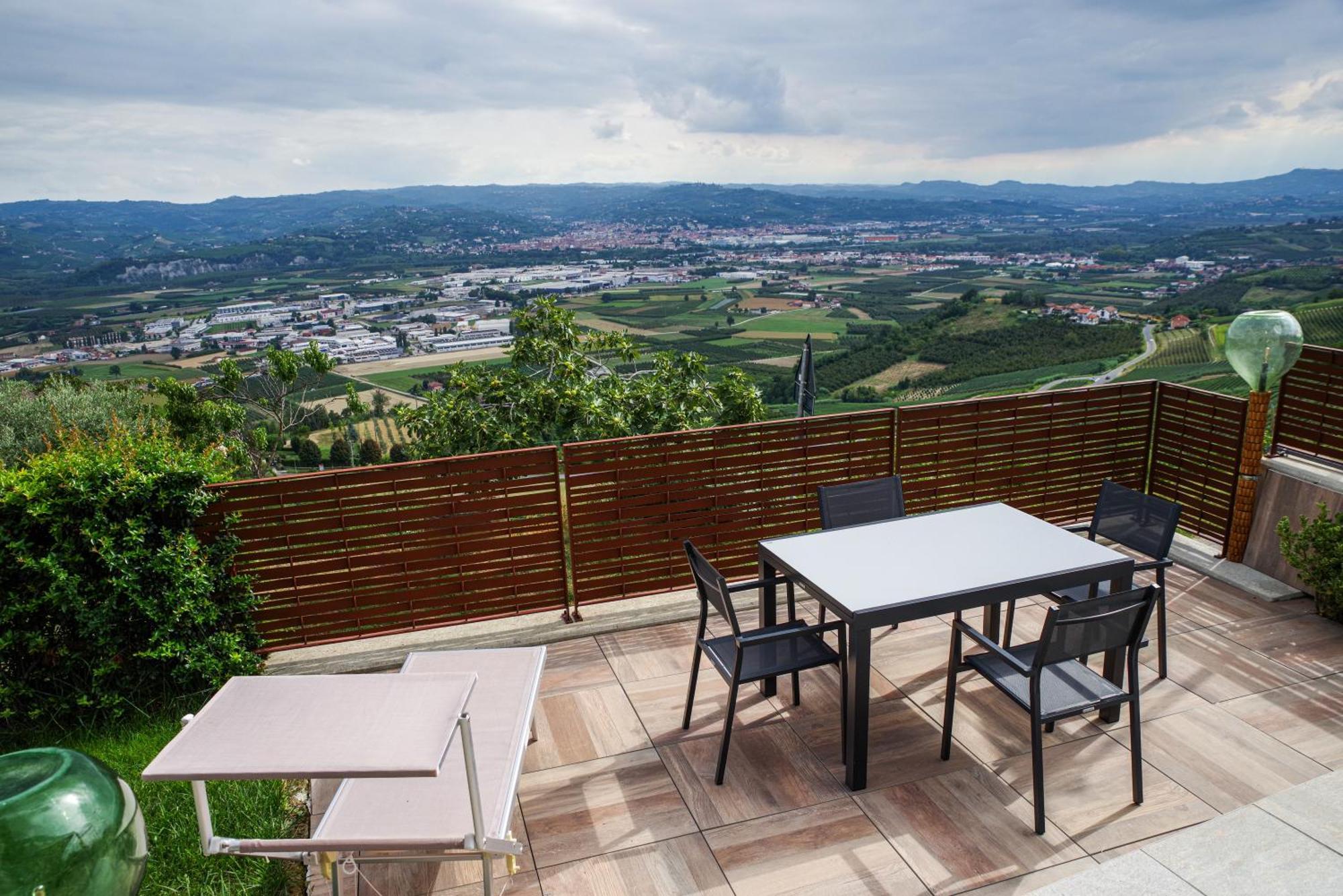 Vista Langhe - Cerratohouses Guarene Dış mekan fotoğraf